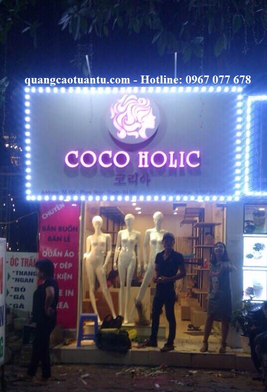 Làm biển quảng cáo chữ nổi sáng shop thời trang Coco Holic